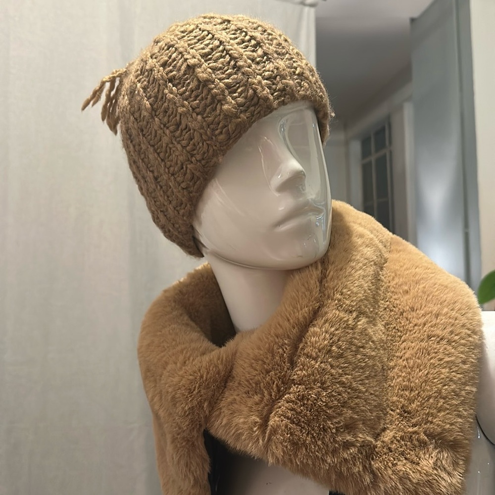 David&Young Icelandic Wool soft warm Taupe brown knit hat Beanie Ski Street